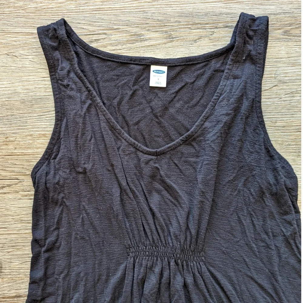 Old Navy Maternity Sleeveless Shirt Black Small